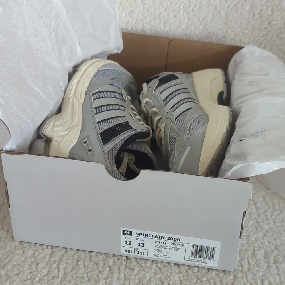 Adidas Spiritain 2000 Men's Gray Running Shoes